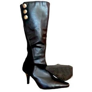 PREDICTIONS ~ Women’s faux leather and stretch nylon 3-inches heel boots size 6